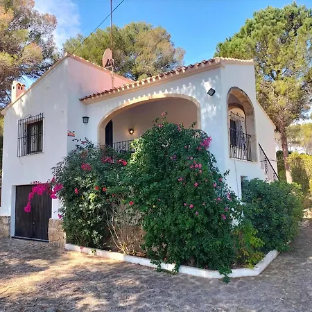 Курортный комплекс Poppy *